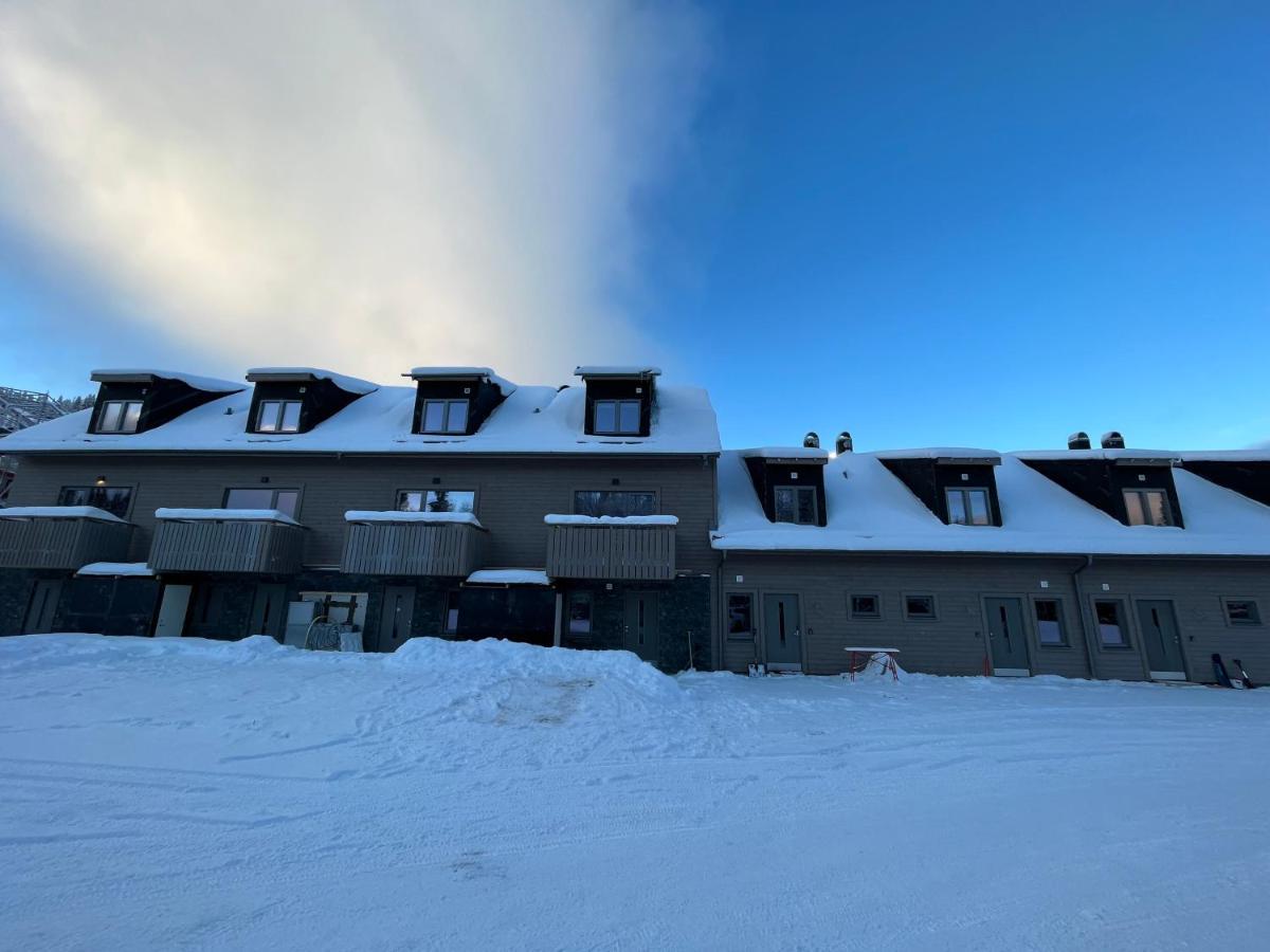 Kavan Townhouse Funaesdalen ภายนอก รูปภาพ