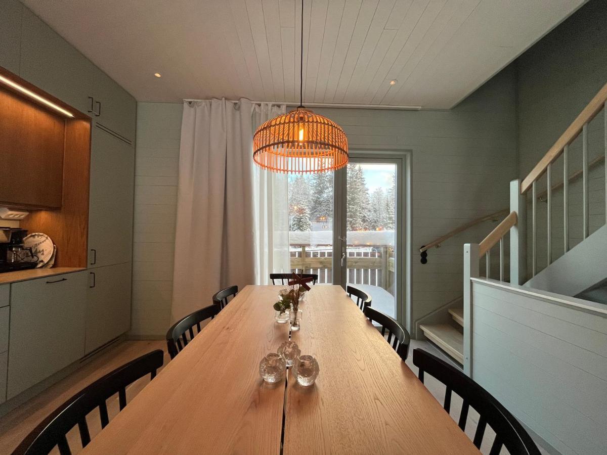 Kavan Townhouse Funaesdalen ภายนอก รูปภาพ