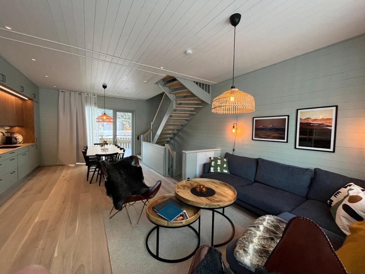 Kavan Townhouse Funaesdalen ภายนอก รูปภาพ