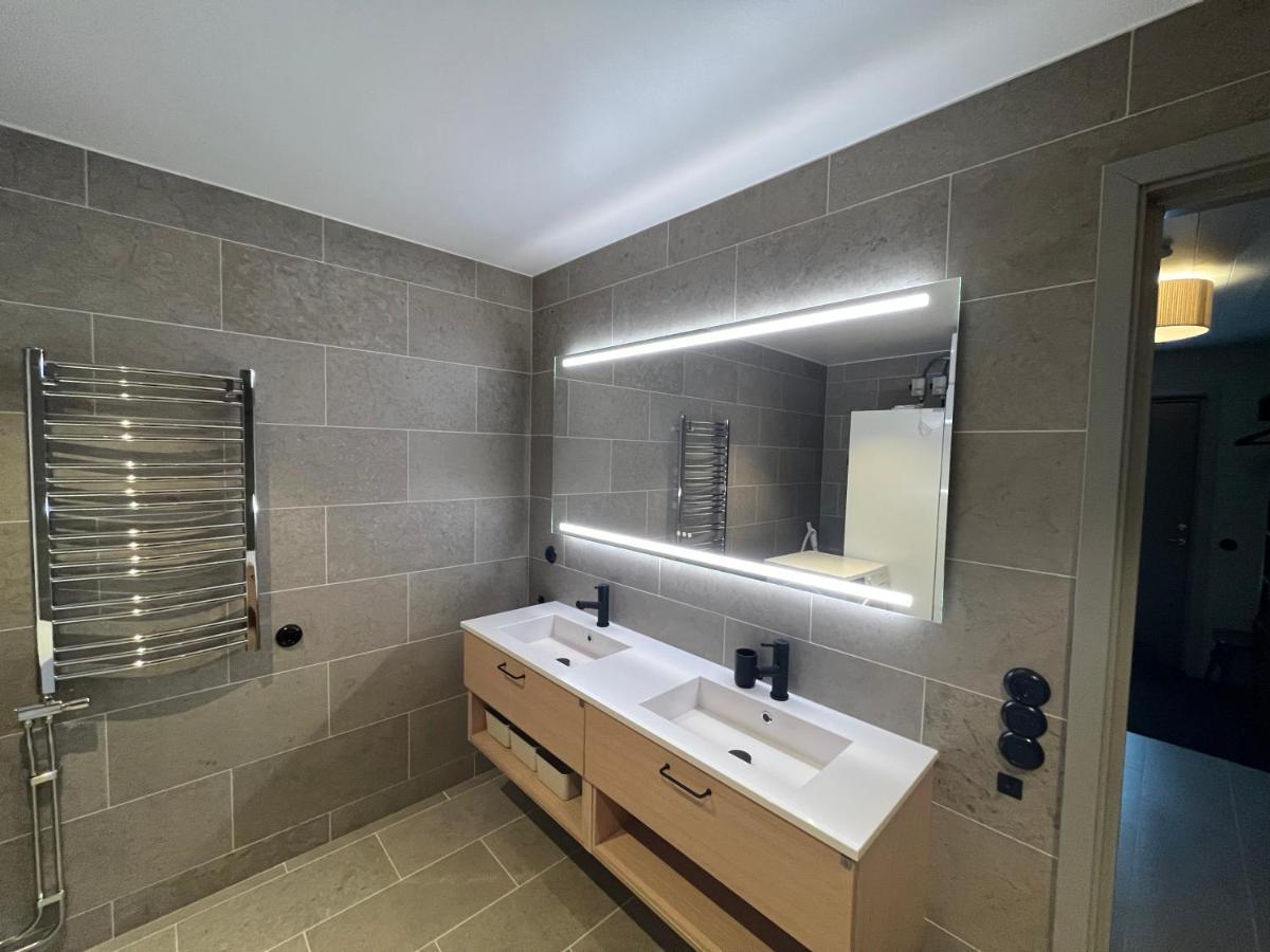 Kavan Townhouse Funaesdalen ภายนอก รูปภาพ