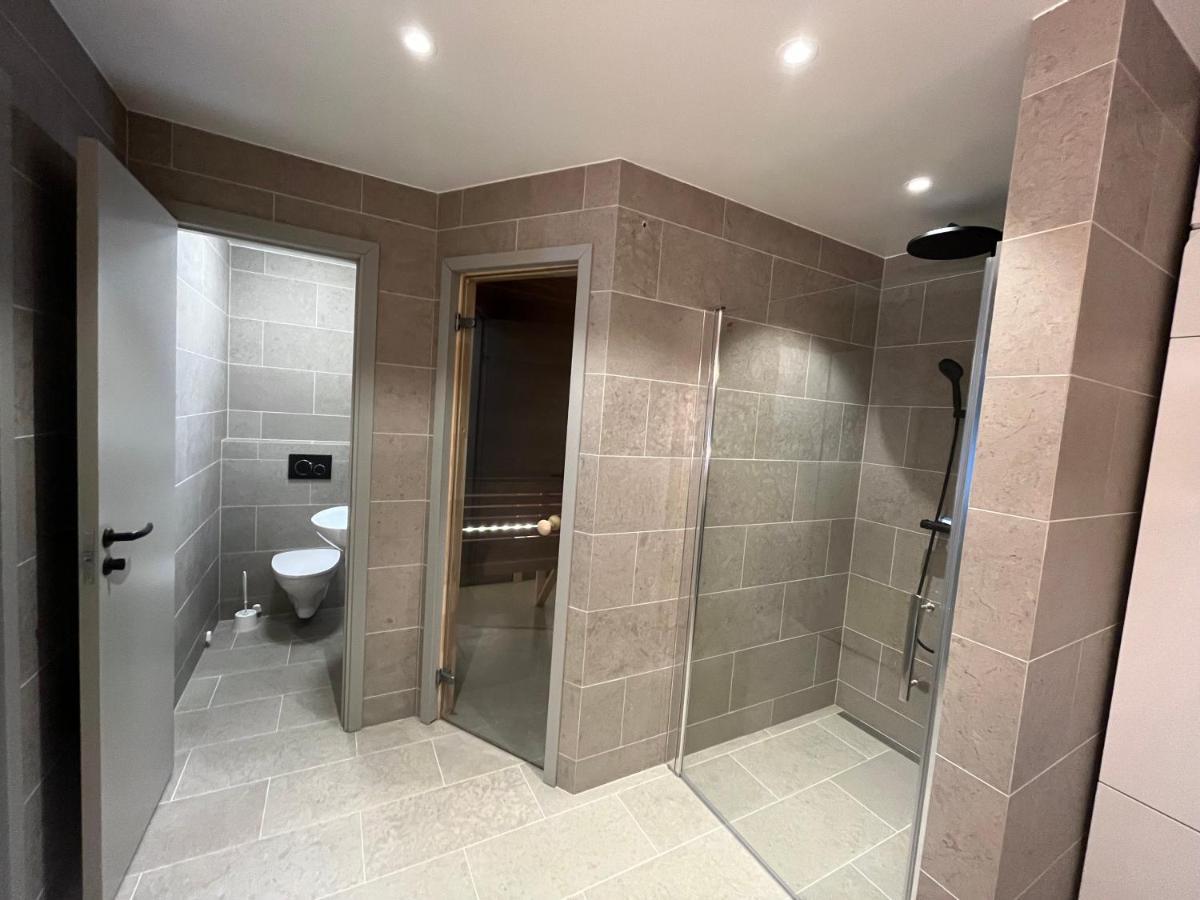 Kavan Townhouse Funaesdalen ภายนอก รูปภาพ